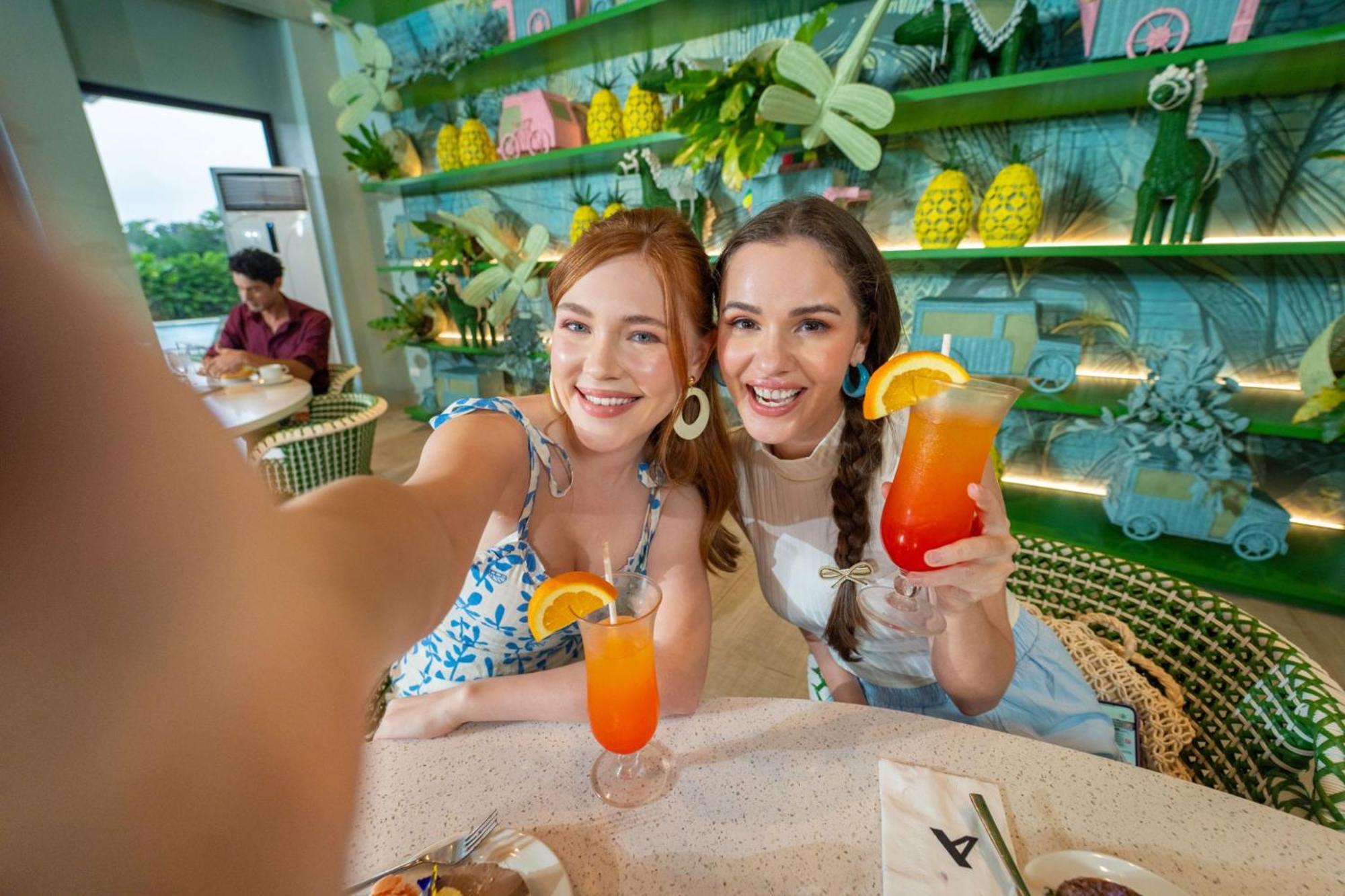 Astoria Palawan Hotel Puerto Princesa Ngoại thất bức ảnh