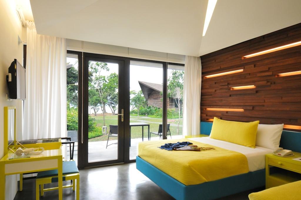 Astoria Palawan Hotel Puerto Princesa Ngoại thất bức ảnh Deluxe Room